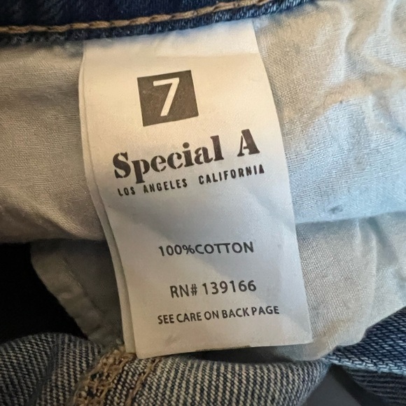 SPECIAL A DISTRESSED RELAXED DENIM MEDIU MED-RISE WASH JEANS SIZE 7 - Picture 9 of 16